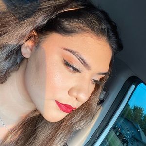 Meet your Posher, Rocio